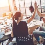 chia-sẻ-ý-tưởng-trong-nhóm